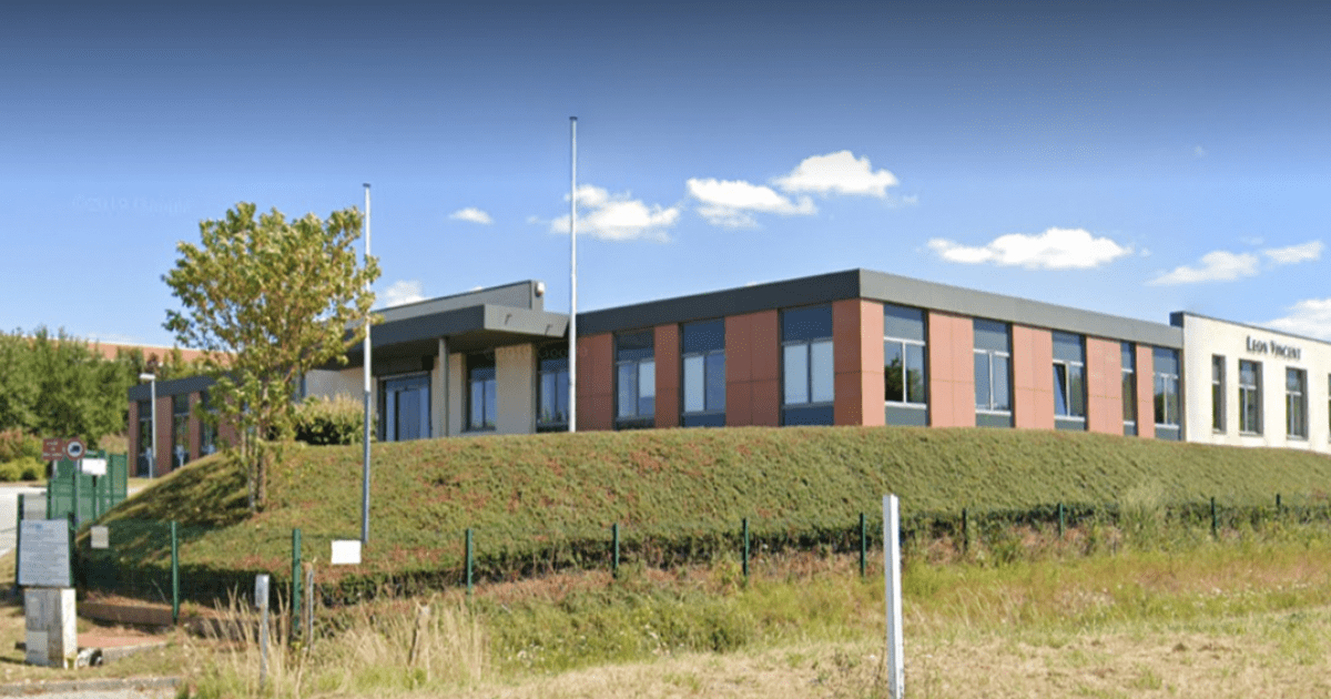 LV Overseas Epouville